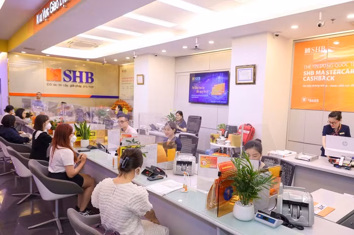 SHB tặng quà 8/3 khi miễn phí mở tài khoản số đẹp trùng với số điện thoại/ngày sinh trị giá 880.000 VNĐ cho tất cả các khách hàng
