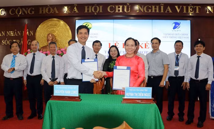 Lễ ký kết hợp tác giai đoạn 2022-2025 giữa UBND tỉnh Sóc Trăng và Tập đoàn VNPT