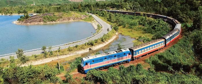 Đường sắt Việt Nam trước nguy cơ phải ngừng hoạt động do thiếu vốn