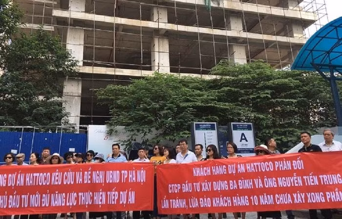 Quá hạn bàn giao 5 năm, hàng trăm khách hàng dự án Hattoco phản đối chủ đầu tư