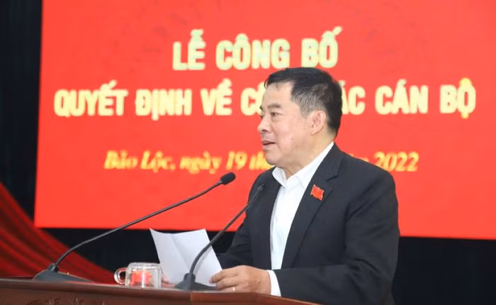 Ông Nguyễn Văn Phương, Phó Bí thư TP.Bảo Lộc được giới thiệu để bầu giữ chức Chủ tịch UBND TP.Bảo Lộc trong thời gian tới