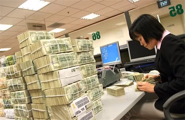 Fed tiếp tục giữ nguyên lãi suất, tất cả trông chờ vào tháng 12