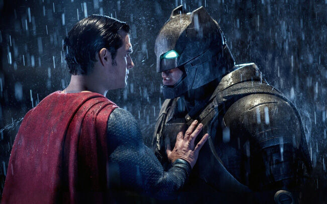 Mâm xôi vàng 2017: Batman v Superman "bội thu" nhưng thoát giải lớn nhất