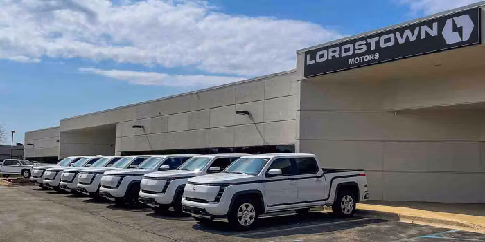 Lordstown Motors phá sản và đâm đơn kiện Foxconn