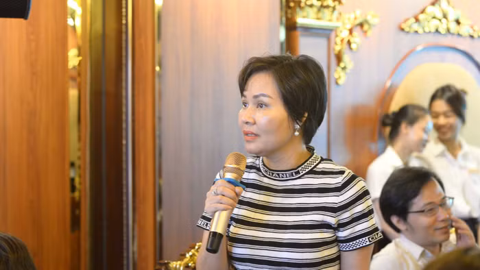 bữa sáng doanh nhân