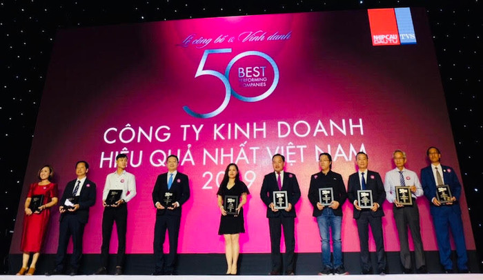 Bảo Việt được vinh danh Top 50 công ty kinh doanh hiệu quả nhất Việt Nam