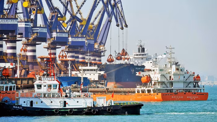 Trung Quốc đã giúp kinh tế Nga thoát khỏi các đòn trừng phạt từ phương Tây như thế nào?