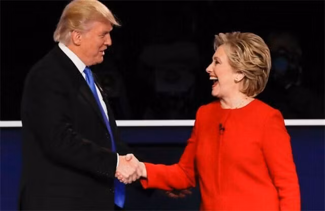 Trận 'so găng' mở màn, tỷ số 1-0 cho bà Clinton