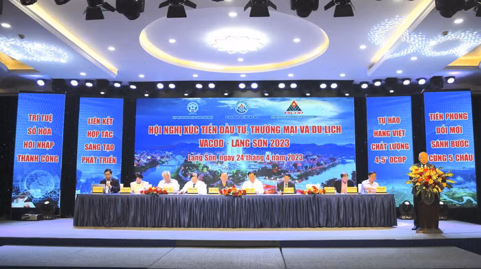  Lạng Sơn thu hút đầu tư, đẩy mạnh thương mại, du lịch