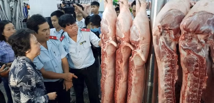 Đã có 7.225 cơ sở bị xử phạt về an toàn thực phẩm với tổng số tiền phạt gần 153,1 tỉ đồng