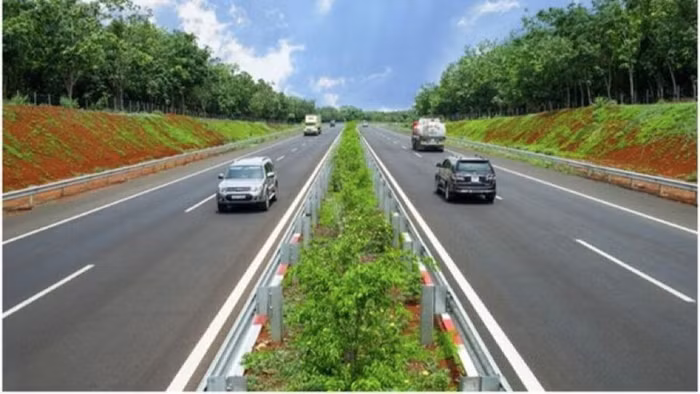 Để hết quá tải, nghiên cứu mở rộng cao tốc TPHCM - Long Thành - Dầu Giây lên 6-8 làn xe