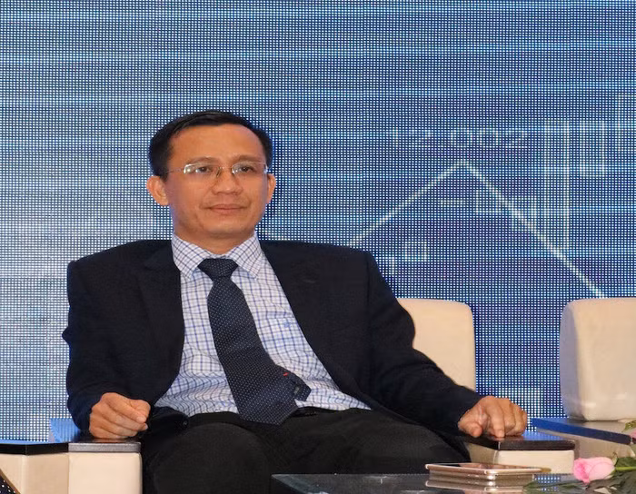 Việc đẩy nhanh tiến độ cổ phần hóa và thoái vốn tại các doanh nghiệp lớn như Agribank, Vinachem, Mobifone sẽ giúp tăng đáng kể vốn hóa cho thị trường chứng khoán Việt Nam và đạt được mốc 100% GDP trong năm 2020 - TS Bùi Quang Tín
