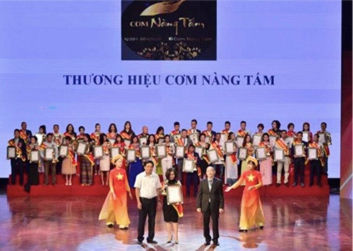 "Nàng tấm" Nguyễn Thị Thu Thuỷ: Kinh doanh thành công vì... chiều chồng