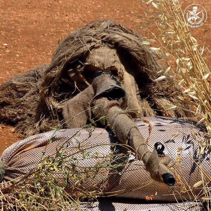 Xạ thủ bắn tỉa quân đội Syria ở Idlib