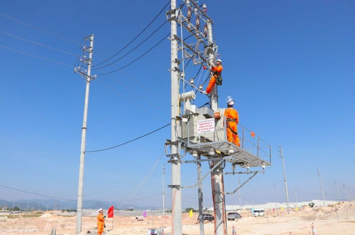 Năm 2023, sẽ nhiều khó khăn về bảo đảm vận hành, cung ứng điện ảnh 1 cung ứng điện