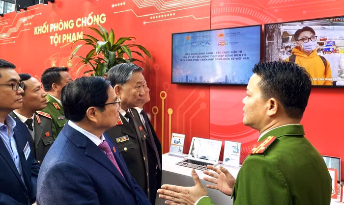 thẻ CCCD gắn chip 