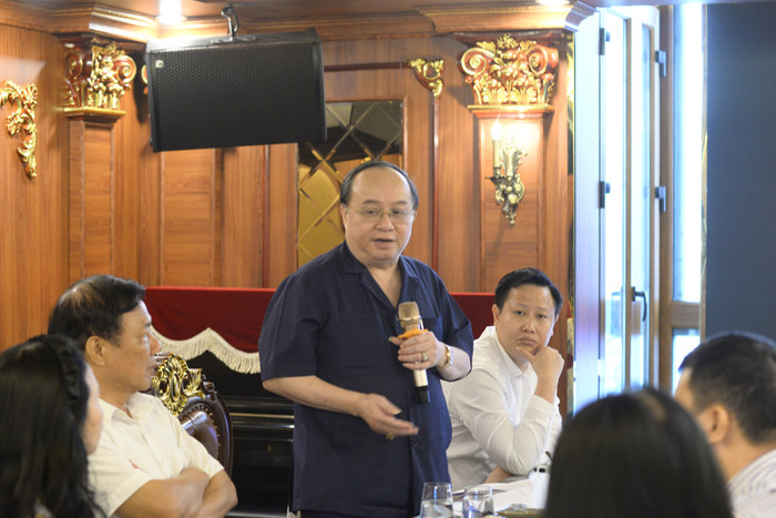 bữa sáng doanh nhân