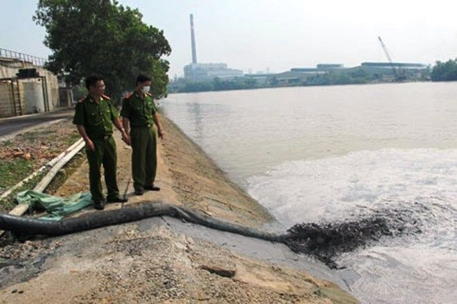 Vi phạm hành chính về bảo vệ môi trường bị phạt đến 2 tỷ đồng