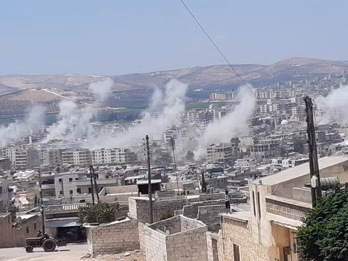 Nghi vấn lực lượng dân quân người Kurd phóng tên lửa vào thành phố Afrin, Aleppo, Syria.