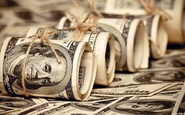 Tỷ giá ngoại tệ ngày 2/4: Đồng USD tiếp tục leo dốc