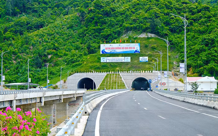 Bộ GTVT kiến nghị Thủ tướng bố trí 1.180 tỷ đồng “cứu” dự án hầm Đèo Cả