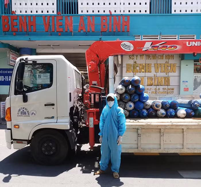 Tức tốc lên đường chiều tối qua...