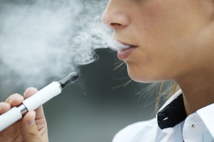 Liên tục 7 trường hợp tử vong có liên quan đến Vape và thuốc lá điện tử