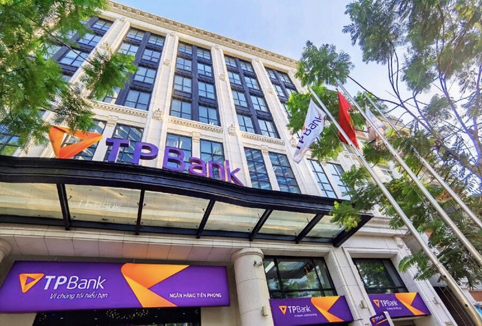 TPBank tiếp tục lọt Top 4 ngân hàng tư nhân uy tín nhất Việt Nam 2020