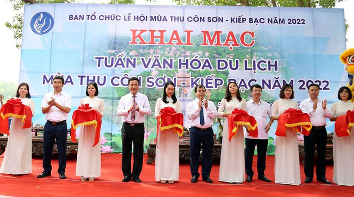 Khai mạc “Tuần Văn hóa-Du lịch mùa Thu Côn Sơn-Kiếp Bạc” năm 2022