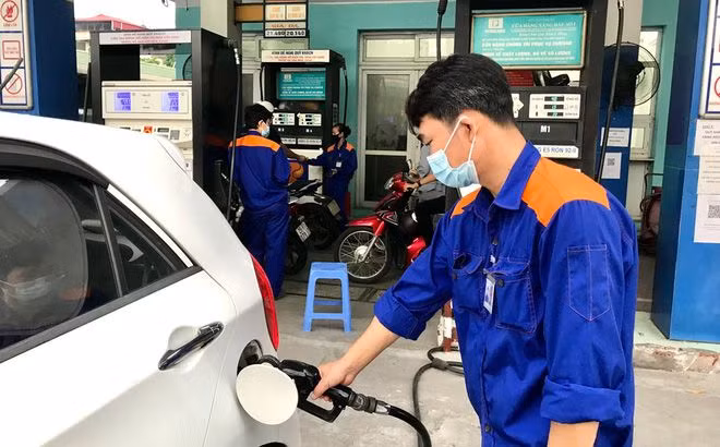 Bộ Tài chính đề xuất giảm thêm 1.000 đồng/lít thuế bảo vệ môi trường đối với xăng