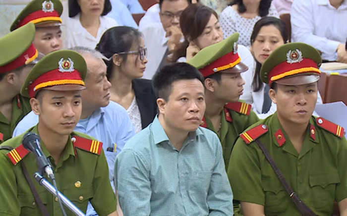 Xin tình tiết tăng nặng, Hà Văn Thắm muốn nhận thay hết tội chi lãi ngoài