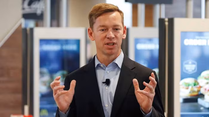 CEO McDonald’s vẫn nhận được 10,8 triệu USD tiền bổi thường trong “năm Covid thứ 2”