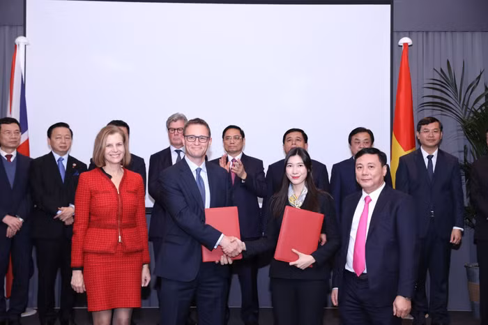 Alphanam Group hợp tác với InterContinental Hotels Group phát triển du lịch tại Việt Nam