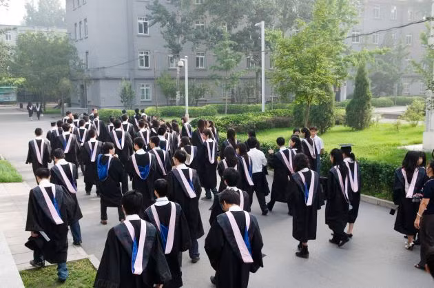 Chiến tranh thương mại khiến thị trường việc làm tại Trung Quốc gặp nhiều áp lực