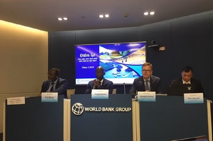 WB: Kinh tế Việt Nam tăng trưởng chững lại nhưng vẫn tích cực