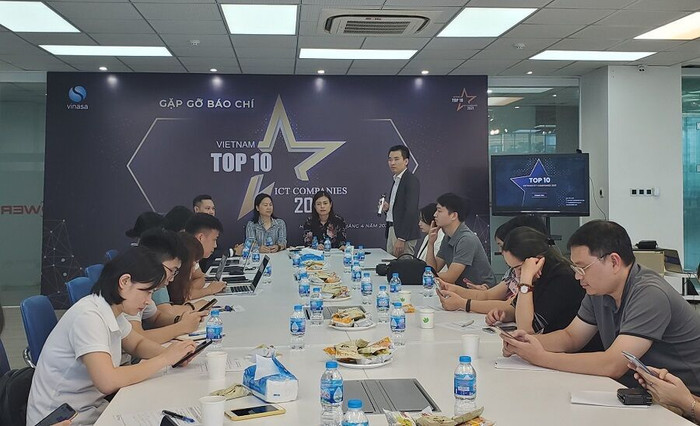 Phát động Chương trình Top 10 doanh nghiệp ICT Việt Nam 2021