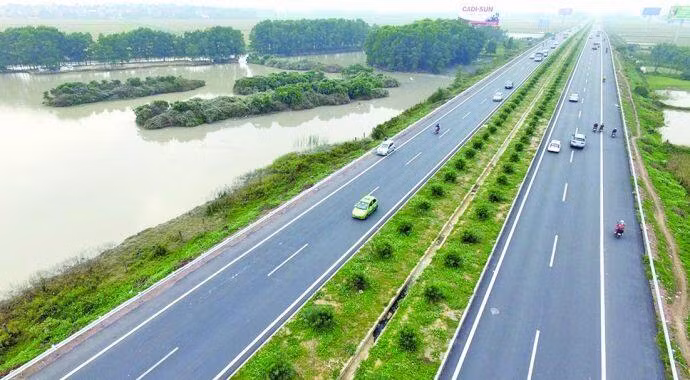 Đề xuất hơn 17.000 tỷ đồng đầu tư hai dự án thành phần cao tốc Bắc – Nam qua Hà Tĩnh