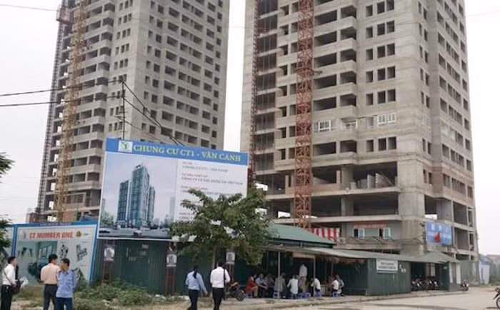 Bất động sản: Miếng mồi béo bở hay “hố chôn tiền”
