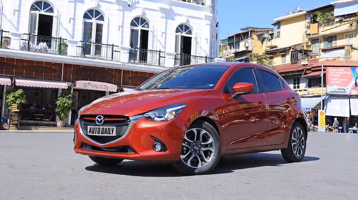 Giá xe Kia, Mazda và Peugeot giảm mạnh trong tháng ‘Ngâu’