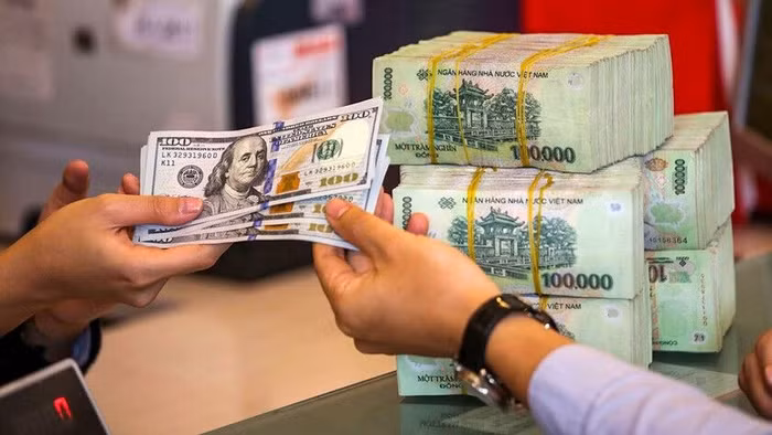Giới phân tích cho rằng, Việt Nam sẽ nâng lãi suất từ quý IV/2022 theo xu hướng thắt chặt chính sách tiền tệ của thế giới. (Ảnh: Int)