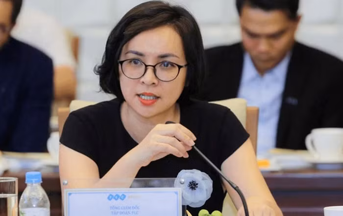 Ngày 27/2, Công ty Cổ phần Tập đoàn FLC vừa nhận được đơn xin từ nhiệm chức vụ Tổng Giám đốc của bà Bùi Hải Huyền.
