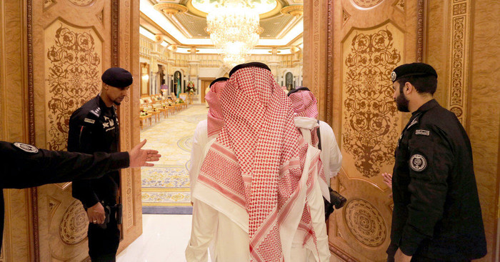 10 gia tộc giàu có nhất thế giới ảnh 4