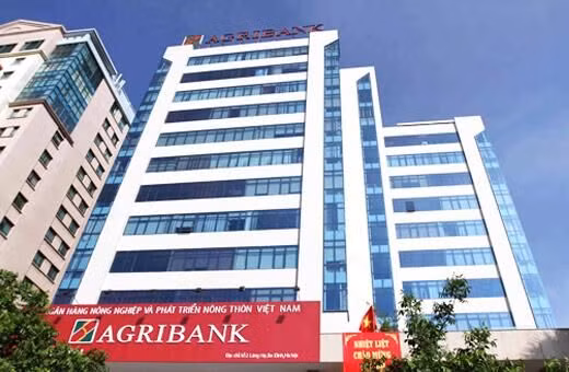 Agribank giữ vị trí "quán quân" về dư nợ xấu