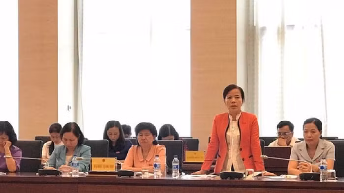 Đại biểu Quốc hội mang đơn doanh nghiệp "tố" bị vòi tiền đến hội nghị
