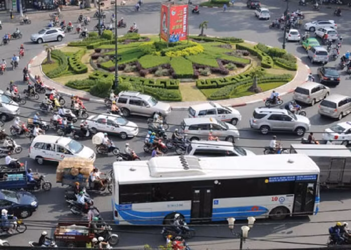 Đề xuất xe kinh doanh phải dùng màu riêng để quản Uber, Grab