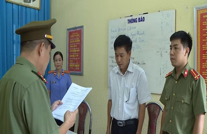 Gian lận điểm thi tại Sơn La: Khởi tố, bắt tạm giam các cán bộ liên quan