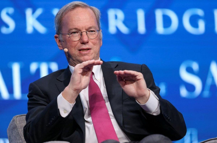 Eric Schmidt từ chức Chủ tịch điều hành Alphabet - công ty mẹ của Google