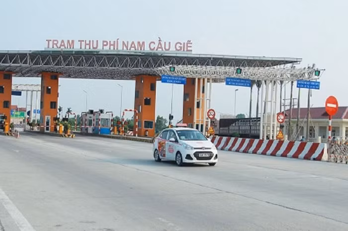 Tổng cục Đường bộ đề xuất dùng lại tên gọi “trạm thu phí”