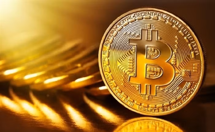 Giá bitcoin tiếp tục tăng mạnh vượt 14.000 USD
