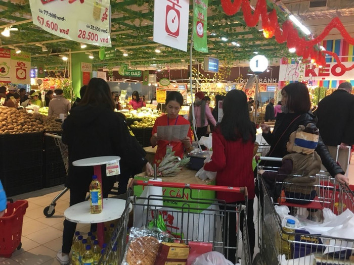 Người Hà Nội tấp nập đi sắm Tết ảnh 6 Người Hà Nội tấp nập đi sắm Tết ảnh 6